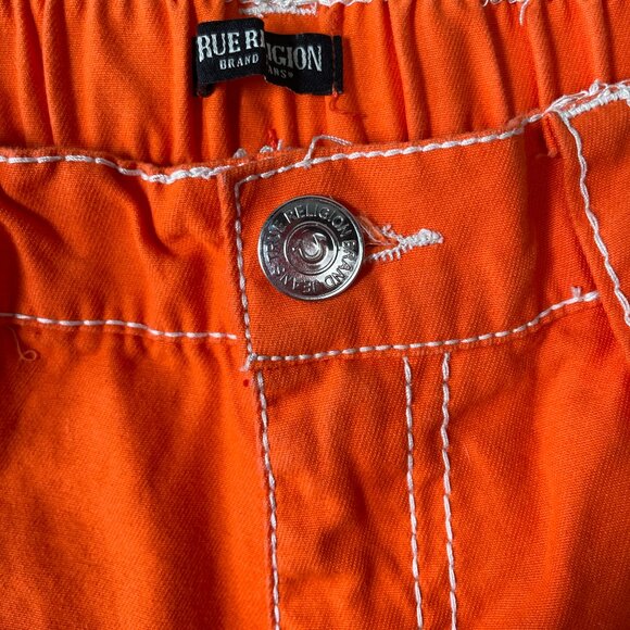 TRUE RELIGION MID-RISE POCKET UTILITY CARGO PANT W/ CONTRAST STITCHING - Picture 9 of 16